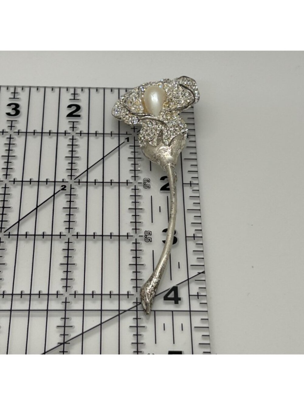 Vintage Napier Calla Lily Brooch Faux Pearl Rhinestones Pave' Silvertone 4" - Picture 10 of 10